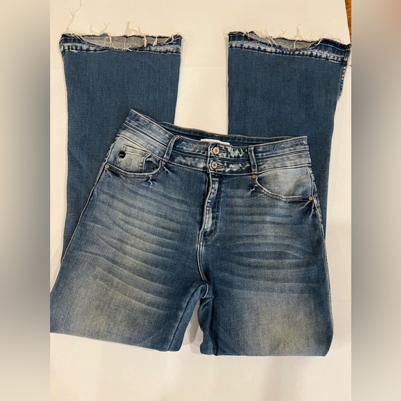 KanCan | Jeans | Kancan Curvy Jeans Size 33 High Rise Slit Open 